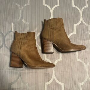 Nine West Tan Ankle Boots - Size 6